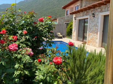 Turkey Property Listings Çukurbağ 3 Bedroom Villa For Sale